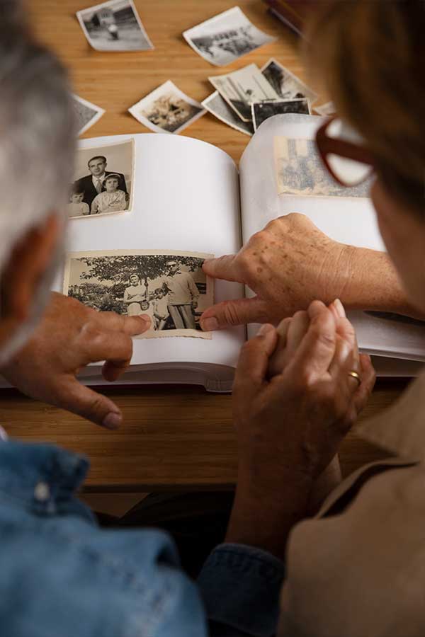 herencia familiar fotos antiguas historia propiedad asesoramiento legal